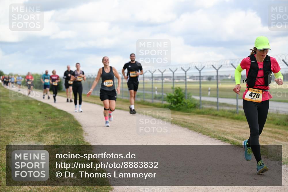 14.09.2025 - Airport Race Dr. Thomas Lammeyer http://msf.ph/oto/8883832 14.09.2025 12:38:05 Laufen 1004, 470 meine-sportfotos.de