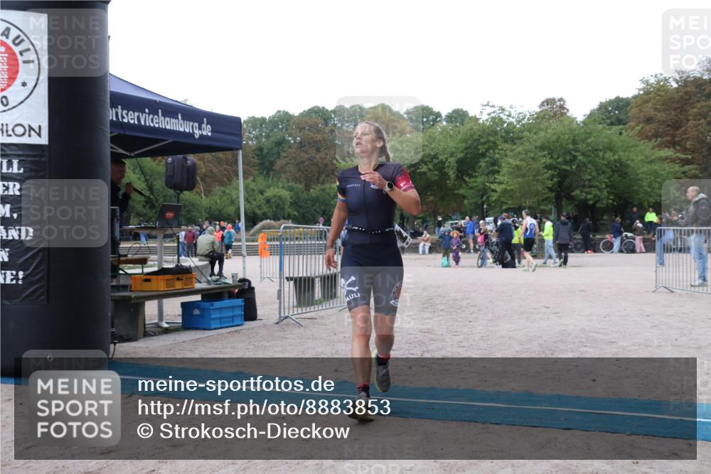 14.09.2025 - Stadtparktriathlon Strokosch-Dieckow http://msf.ph/oto/8883853 14.09.2025 10:19:00 Ziel 454 meine-sportfotos.de