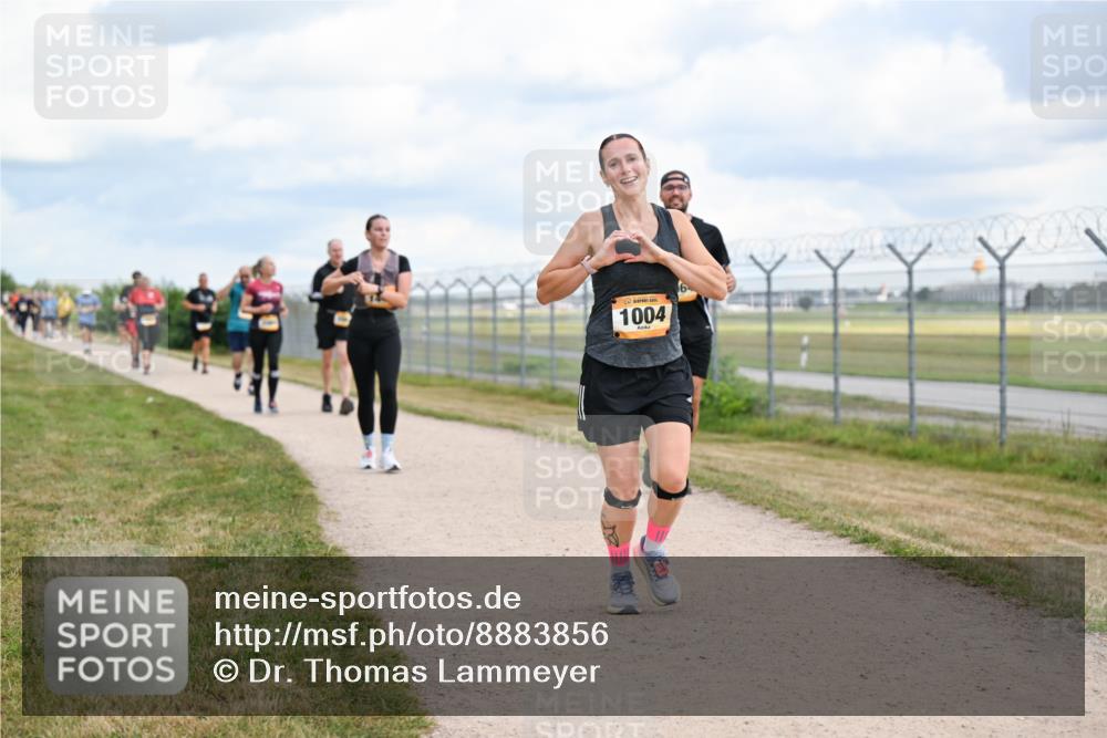 14.09.2025 - Airport Race Dr. Thomas Lammeyer http://msf.ph/oto/8883856 14.09.2025 12:38:07 Laufen 1004, 6 meine-sportfotos.de