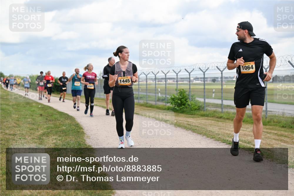 14.09.2025 - Airport Race Dr. Thomas Lammeyer http://msf.ph/oto/8883885 14.09.2025 12:38:10 Laufen 1445, 1429, 2069, 1064 meine-sportfotos.de