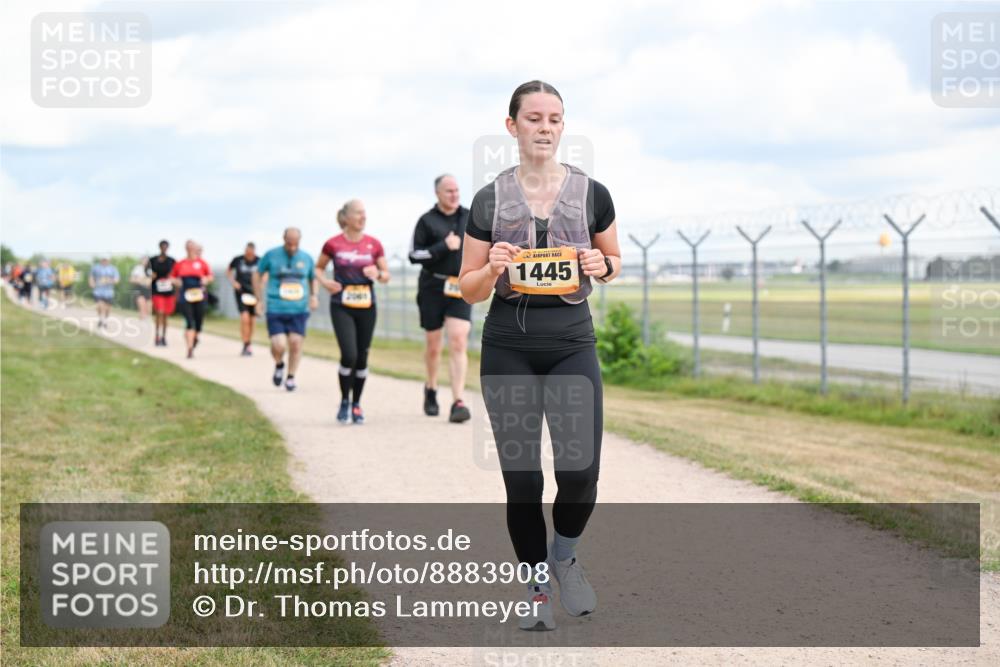14.09.2025 - Airport Race Dr. Thomas Lammeyer http://msf.ph/oto/8883908 14.09.2025 12:38:11 Laufen 1445 meine-sportfotos.de