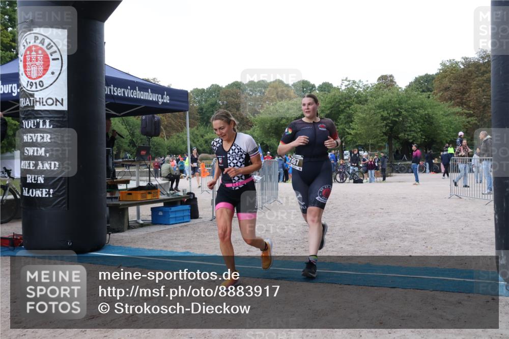 14.09.2025 - Stadtparktriathlon Strokosch-Dieckow http://msf.ph/oto/8883917 14.09.2025 10:20:51 Ziel 387, 439, 455 meine-sportfotos.de