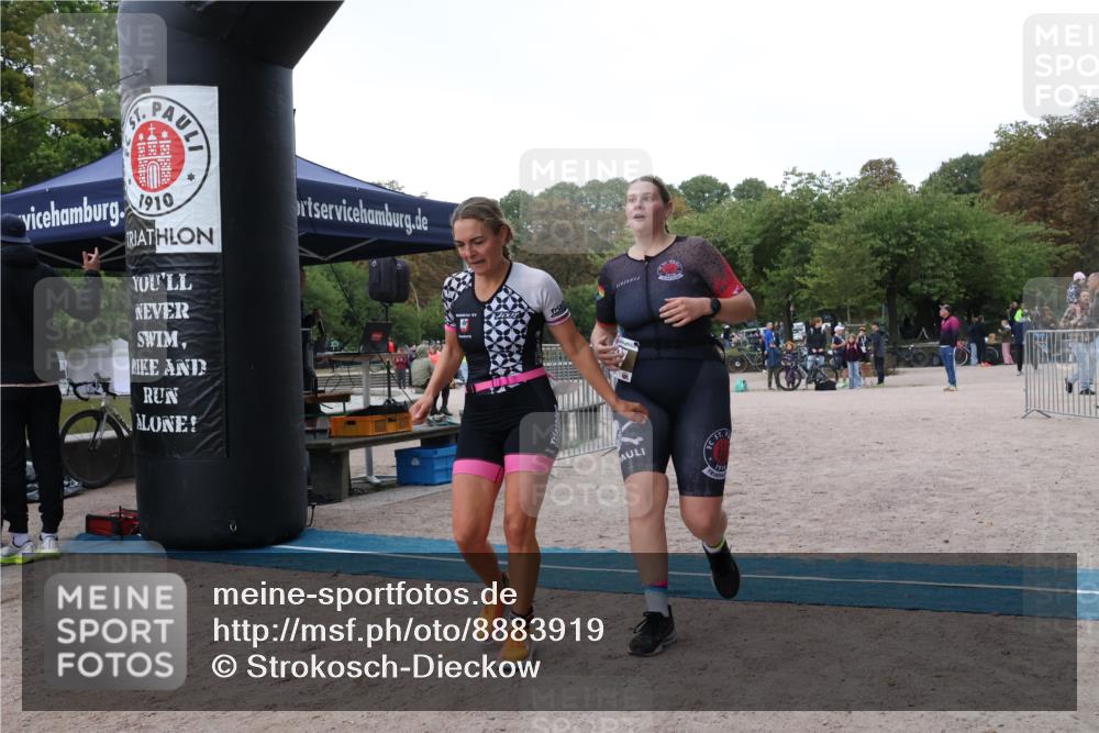 14.09.2025 - Stadtparktriathlon Strokosch-Dieckow http://msf.ph/oto/8883919 14.09.2025 10:20:51 Ziel 387, 439, 455 meine-sportfotos.de