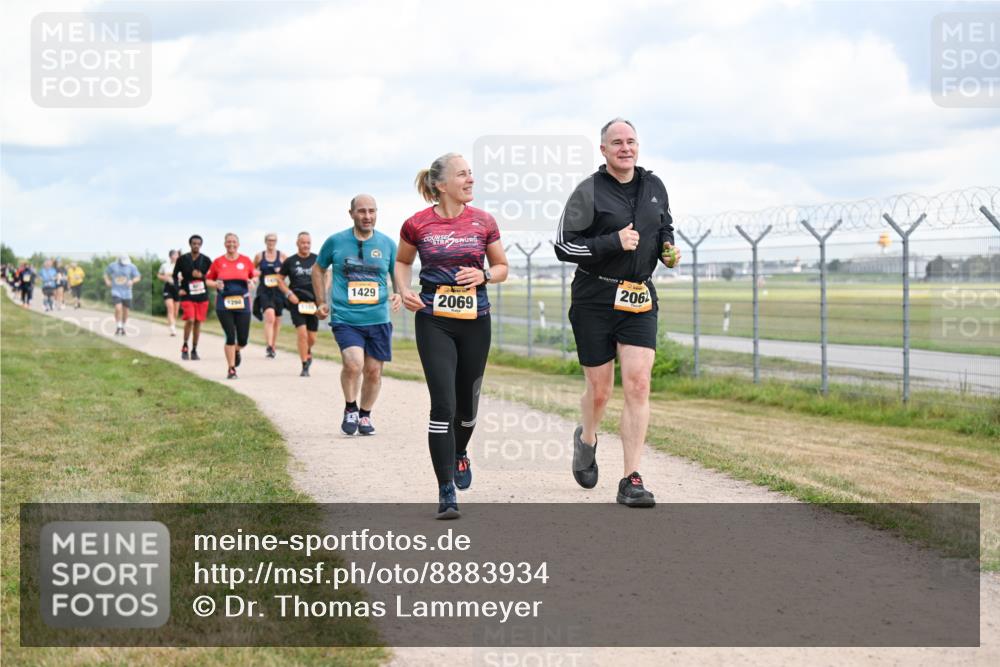 14.09.2025 - Airport Race Dr. Thomas Lammeyer http://msf.ph/oto/8883934 14.09.2025 12:38:13 Laufen 1290, 1429, 206, 2069 meine-sportfotos.de