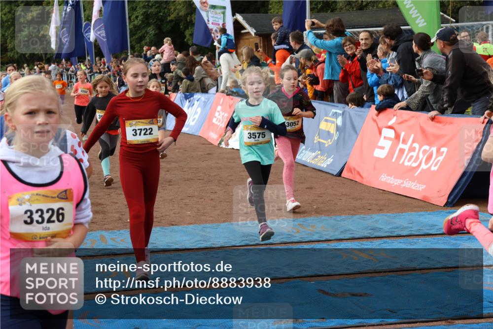 14.09.2025 - Airport Race Strokosch-Dieckow http://msf.ph/oto/8883938 14.09.2025 10:29:01 Ziel 3025, 3051, 3052, 3058, 3062, 3097, 3116, 3118, 3152, 3202, 3231, 3263, 3326, 3329, 3331, 3341, 3352, 3387, 3475, 3479, 3490, 3575, 3580, 3581, 3589, 3606, 3722, 3724 meine-sportfotos.de