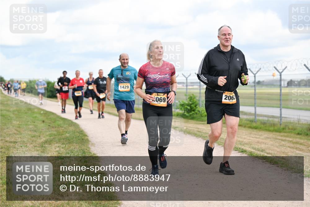 14.09.2025 - Airport Race Dr. Thomas Lammeyer http://msf.ph/oto/8883947 14.09.2025 12:38:14 Laufen 1429, 069, 206 meine-sportfotos.de