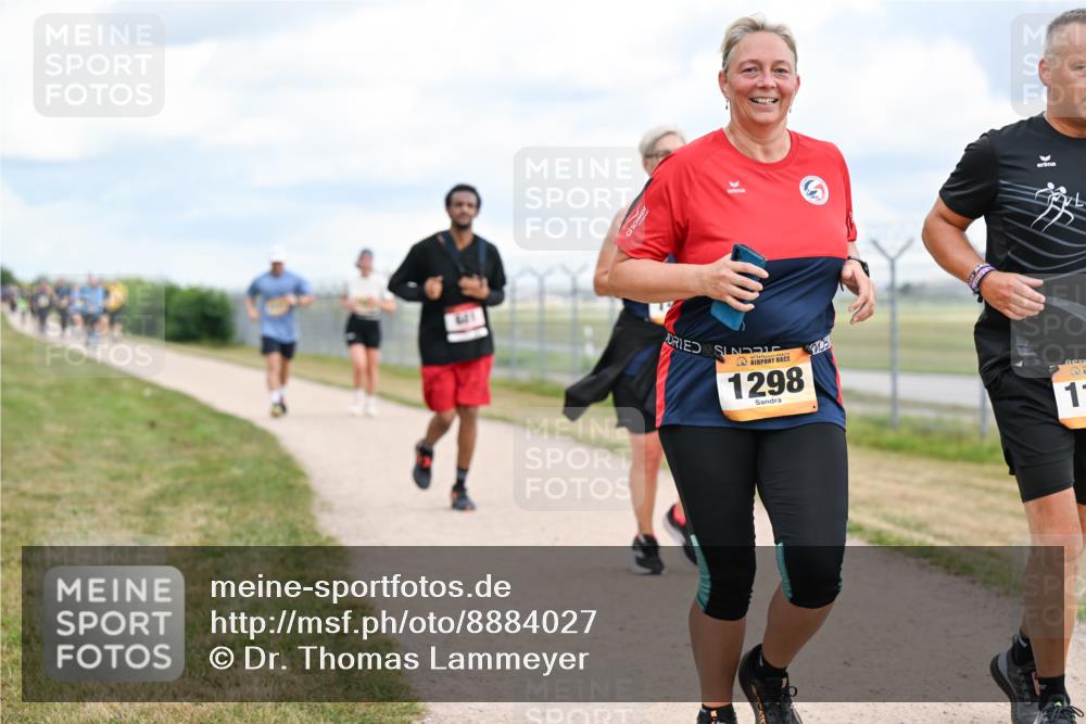 14.09.2025 - Airport Race Dr. Thomas Lammeyer http://msf.ph/oto/8884027 14.09.2025 12:38:21 Laufen 1298, 1 meine-sportfotos.de