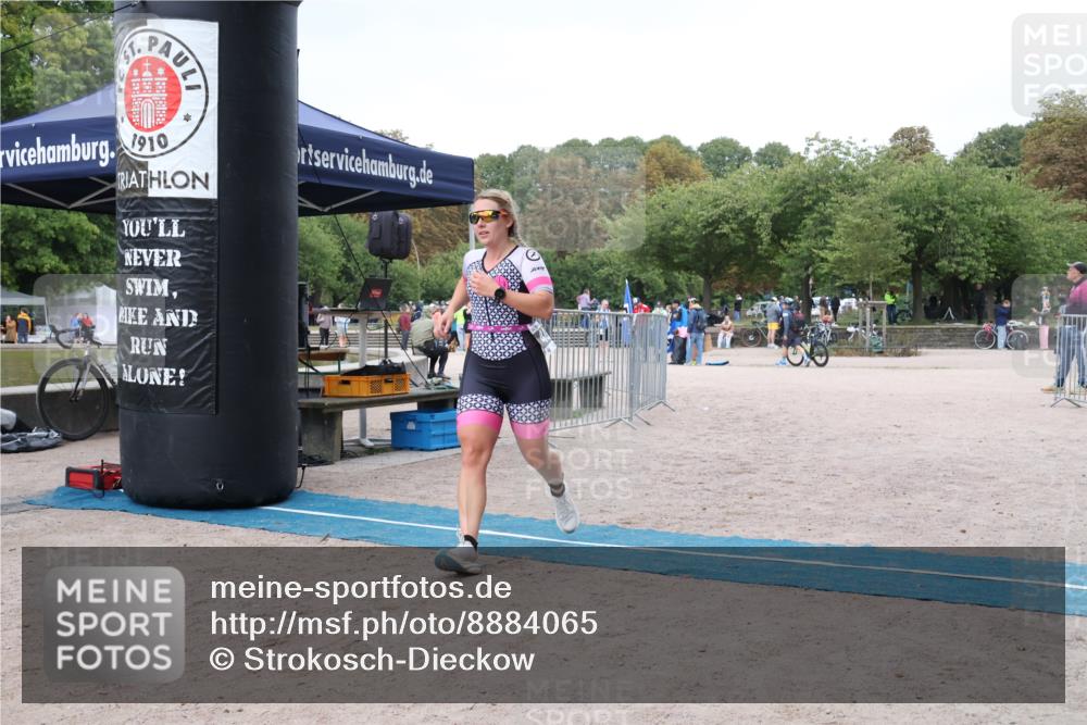 14.09.2025 - Stadtparktriathlon Strokosch-Dieckow http://msf.ph/oto/8884065 14.09.2025 10:22:49 Ziel 497 meine-sportfotos.de