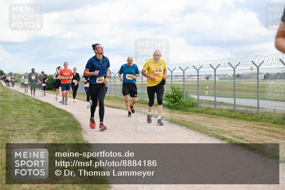 14.09.2025 - Airport Race Dr. Thomas Lammeyer http://msf.ph/oto/8884186 14.09.2025 12:38:42 Laufen 691, 482, 1820, 2142 meine-sportfotos.de