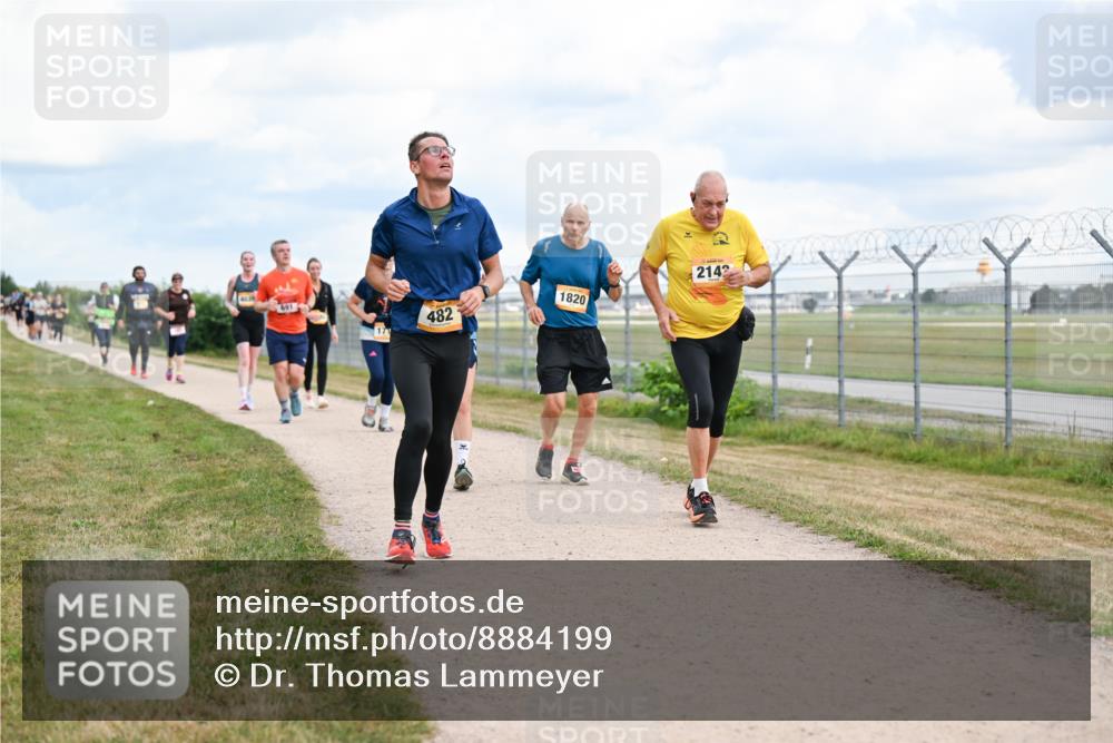 14.09.2025 - Airport Race Dr. Thomas Lammeyer http://msf.ph/oto/8884199 14.09.2025 12:38:43 Laufen 171, 482, 1820, 2142 meine-sportfotos.de