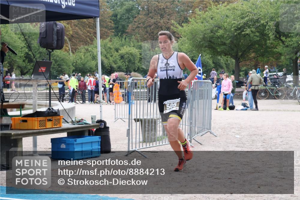 14.09.2025 - Stadtparktriathlon Strokosch-Dieckow http://msf.ph/oto/8884213 14.09.2025 10:27:31 Ziel 505 meine-sportfotos.de