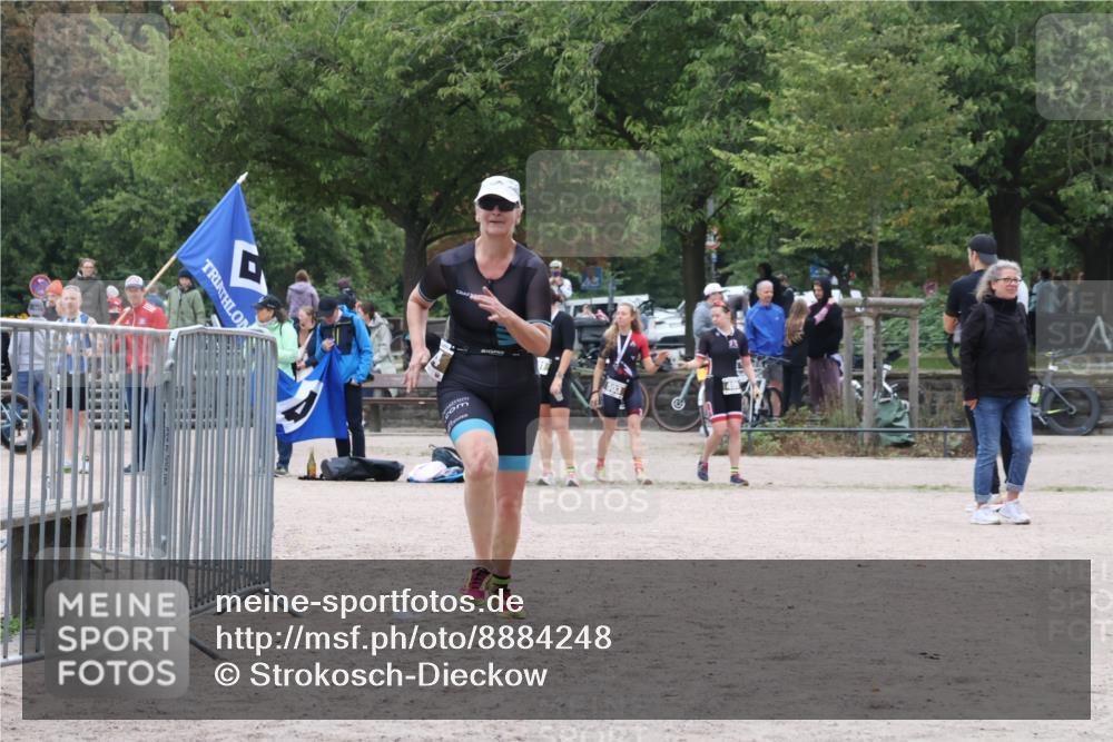 14.09.2025 - Stadtparktriathlon Strokosch-Dieckow http://msf.ph/oto/8884248 14.09.2025 10:28:17 Ziel 504 meine-sportfotos.de