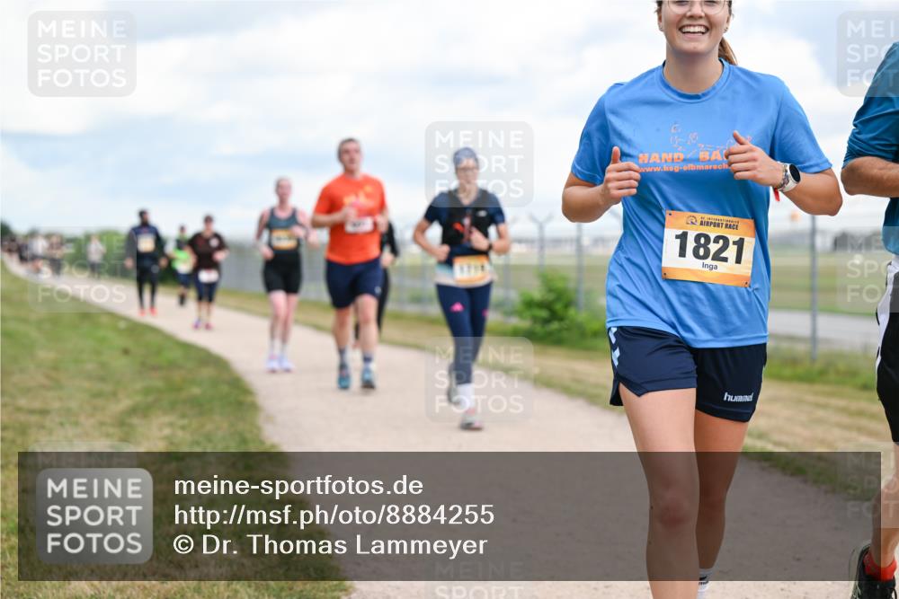 14.09.2025 - Airport Race Dr. Thomas Lammeyer http://msf.ph/oto/8884255 14.09.2025 12:38:47 Laufen 1821 meine-sportfotos.de