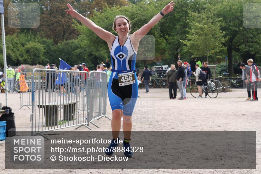 14.09.2025 - Stadtparktriathlon Strokosch-Dieckow http://msf.ph/oto/8884328 14.09.2025 10:31:48 Ziel 456 meine-sportfotos.de