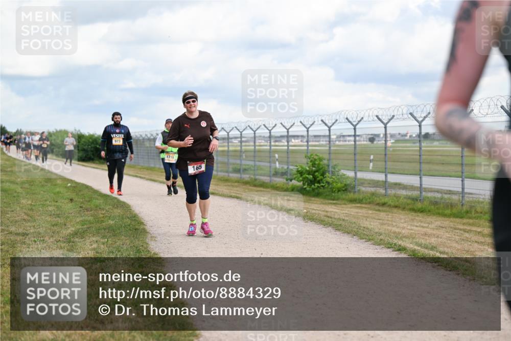 14.09.2025 - Airport Race Dr. Thomas Lammeyer http://msf.ph/oto/8884329 14.09.2025 12:38:53 Laufen 973, 1718, 165 meine-sportfotos.de