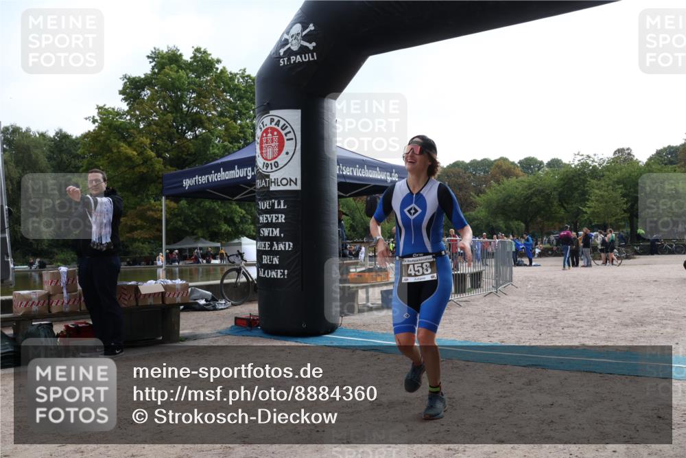 14.09.2025 - Stadtparktriathlon Strokosch-Dieckow http://msf.ph/oto/8884360 14.09.2025 10:32:05 Ziel 458 meine-sportfotos.de