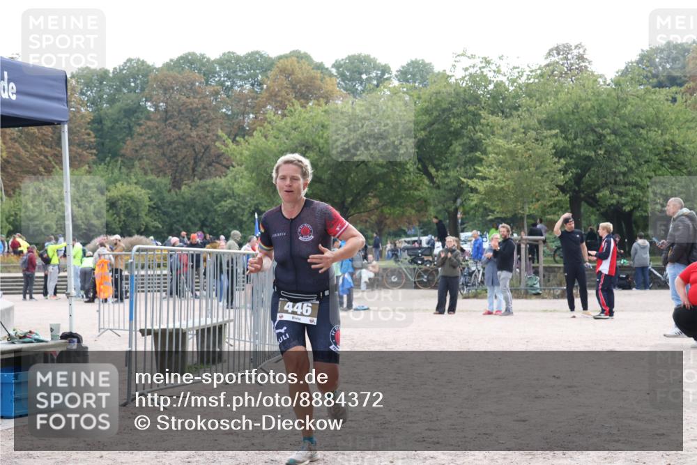14.09.2025 - Stadtparktriathlon Strokosch-Dieckow http://msf.ph/oto/8884372 14.09.2025 10:33:37 Ziel 446 meine-sportfotos.de