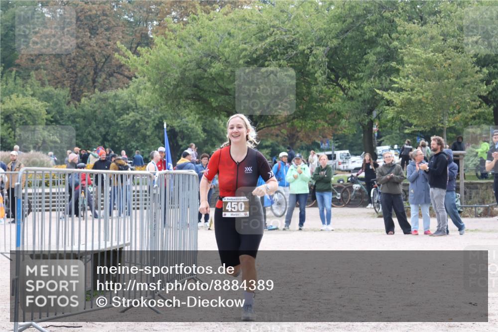 14.09.2025 - Stadtparktriathlon Strokosch-Dieckow http://msf.ph/oto/8884389 14.09.2025 10:34:09 Ziel 450 meine-sportfotos.de