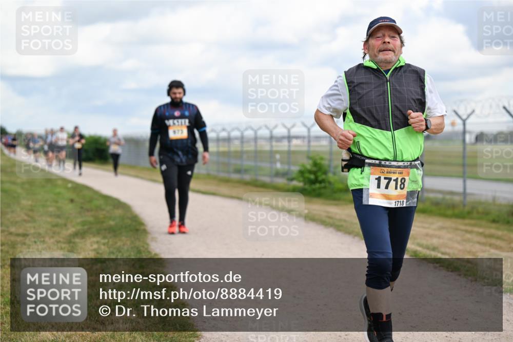 14.09.2025 - Airport Race Dr. Thomas Lammeyer http://msf.ph/oto/8884419 14.09.2025 12:38:59 Laufen 675, 1718, 1718 meine-sportfotos.de