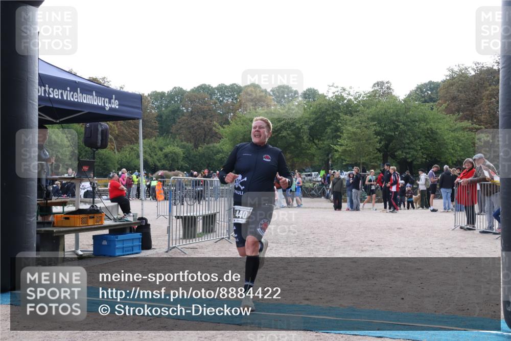 14.09.2025 - Stadtparktriathlon Strokosch-Dieckow http://msf.ph/oto/8884422 14.09.2025 10:34:56 Ziel 440 meine-sportfotos.de