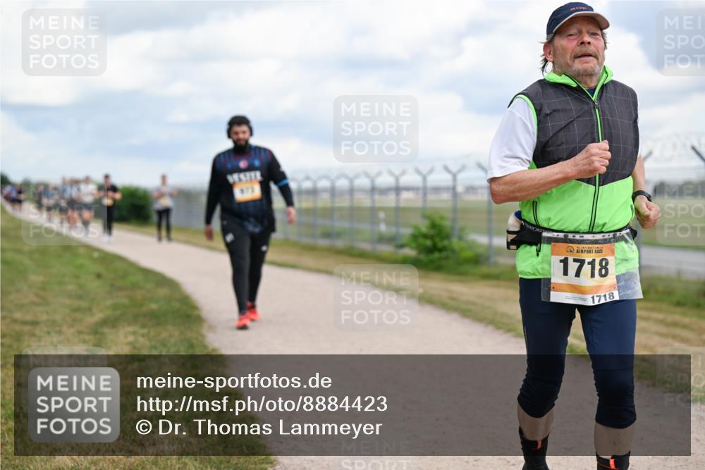 14.09.2025 - Airport Race Dr. Thomas Lammeyer http://msf.ph/oto/8884423 14.09.2025 12:39:00 Laufen 1718, 1718 meine-sportfotos.de