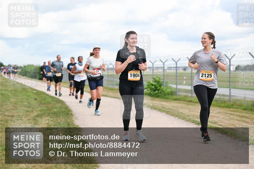 14.09.2025 - Airport Race Dr. Thomas Lammeyer http://msf.ph/oto/8884472 14.09.2025 12:39:11 Laufen 1904, 2125 meine-sportfotos.de
