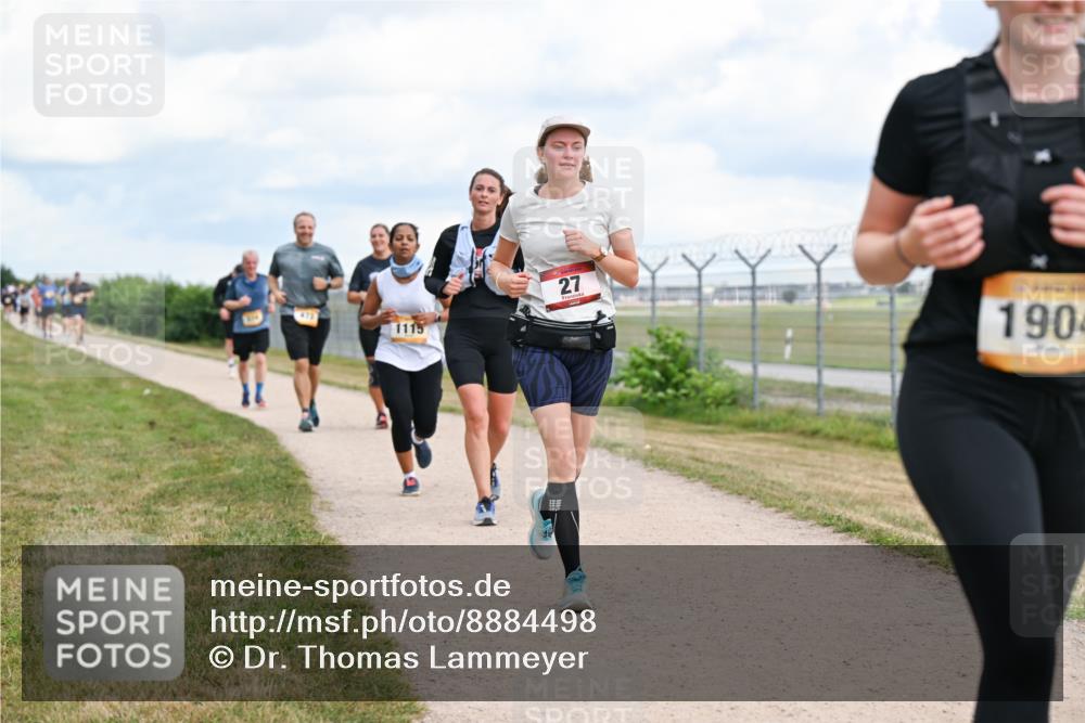 14.09.2025 - Airport Race Dr. Thomas Lammeyer http://msf.ph/oto/8884498 14.09.2025 12:39:13 Laufen 475, 1115, 27, 1904 meine-sportfotos.de