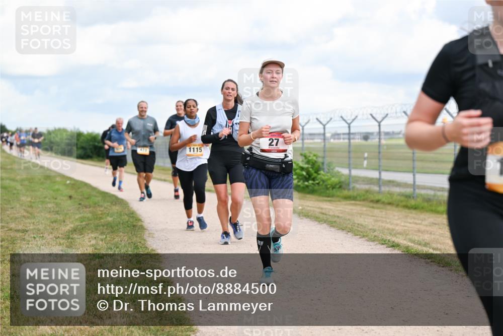 14.09.2025 - Airport Race Dr. Thomas Lammeyer http://msf.ph/oto/8884500 14.09.2025 12:39:13 Laufen 475, 1115, 27 meine-sportfotos.de