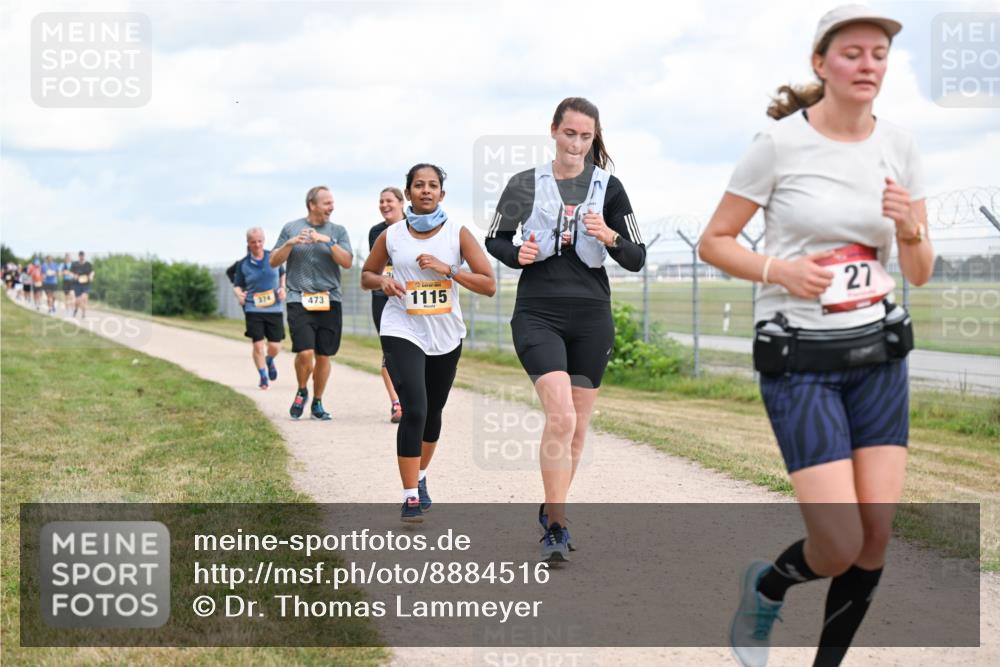 14.09.2025 - Airport Race Dr. Thomas Lammeyer http://msf.ph/oto/8884516 14.09.2025 12:39:14 Laufen 374, 473, 1115, 27 meine-sportfotos.de