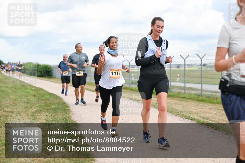 14.09.2025 - Airport Race Dr. Thomas Lammeyer http://msf.ph/oto/8884522 14.09.2025 12:39:15 Laufen 374, 473, 1115 meine-sportfotos.de