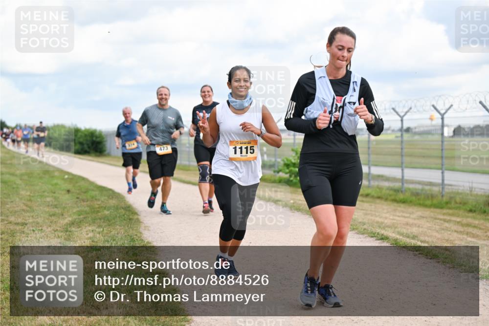14.09.2025 - Airport Race Dr. Thomas Lammeyer http://msf.ph/oto/8884526 14.09.2025 12:39:15 Laufen 473, 1115 meine-sportfotos.de