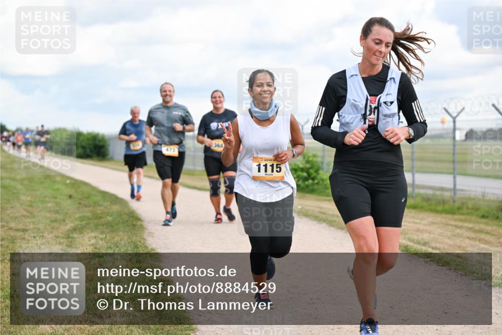 14.09.2025 - Airport Race Dr. Thomas Lammeyer http://msf.ph/oto/8884529 14.09.2025 12:39:15 Laufen 473, 368, 1115, 06 meine-sportfotos.de