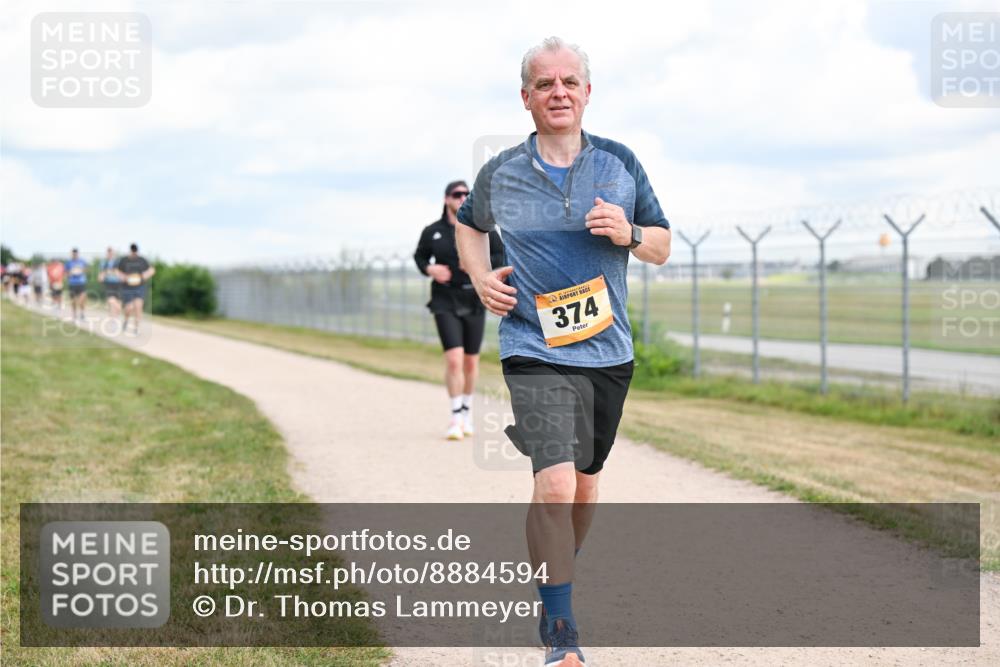 14.09.2025 - Airport Race Dr. Thomas Lammeyer http://msf.ph/oto/8884594 14.09.2025 12:39:21 Laufen 374 meine-sportfotos.de