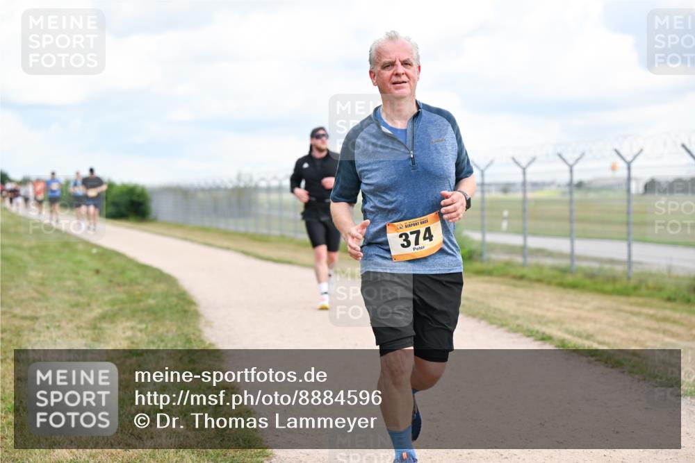 14.09.2025 - Airport Race Dr. Thomas Lammeyer http://msf.ph/oto/8884596 14.09.2025 12:39:21 Laufen 374 meine-sportfotos.de