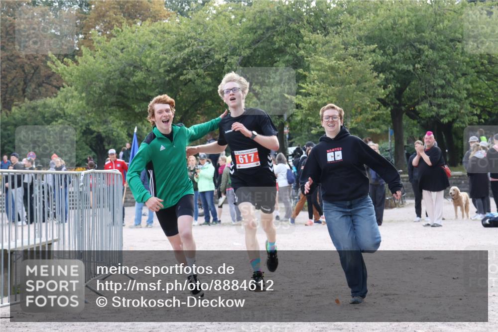 14.09.2025 - Stadtparktriathlon Strokosch-Dieckow http://msf.ph/oto/8884612 14.09.2025 10:47:32 Ziel 617 meine-sportfotos.de