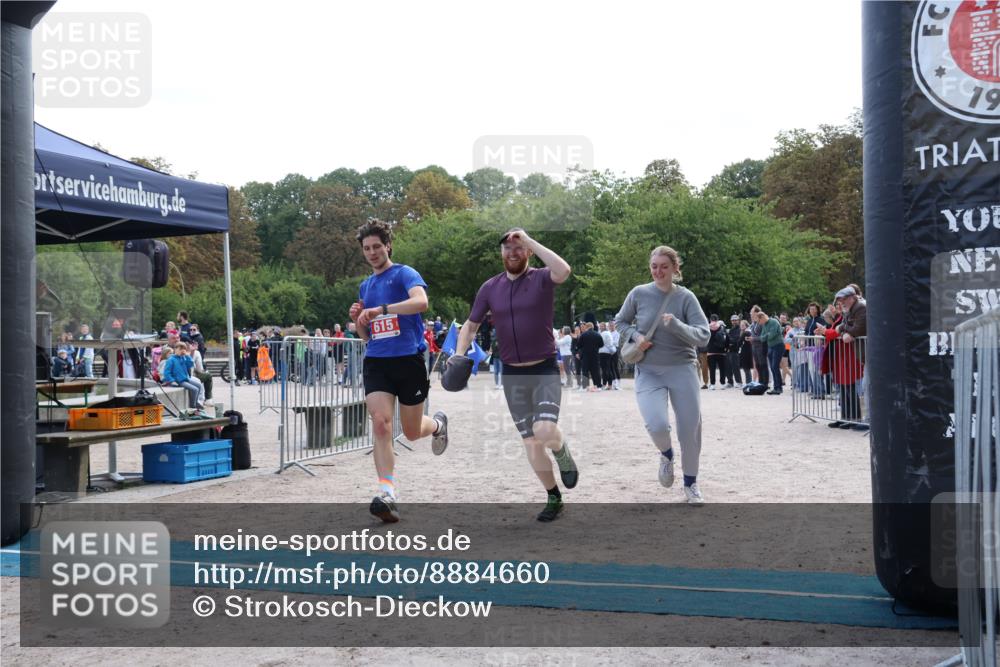 14.09.2025 - Stadtparktriathlon Strokosch-Dieckow http://msf.ph/oto/8884660 14.09.2025 10:49:50 Ziel 615 meine-sportfotos.de