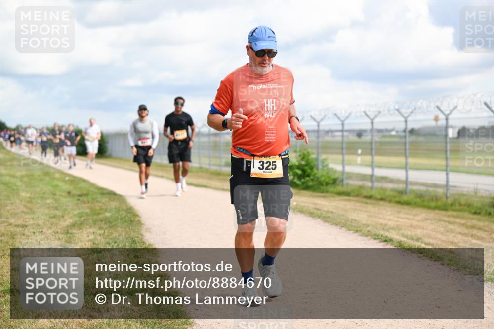 14.09.2025 - Airport Race Dr. Thomas Lammeyer http://msf.ph/oto/8884670 14.09.2025 12:39:46 Laufen 325 meine-sportfotos.de