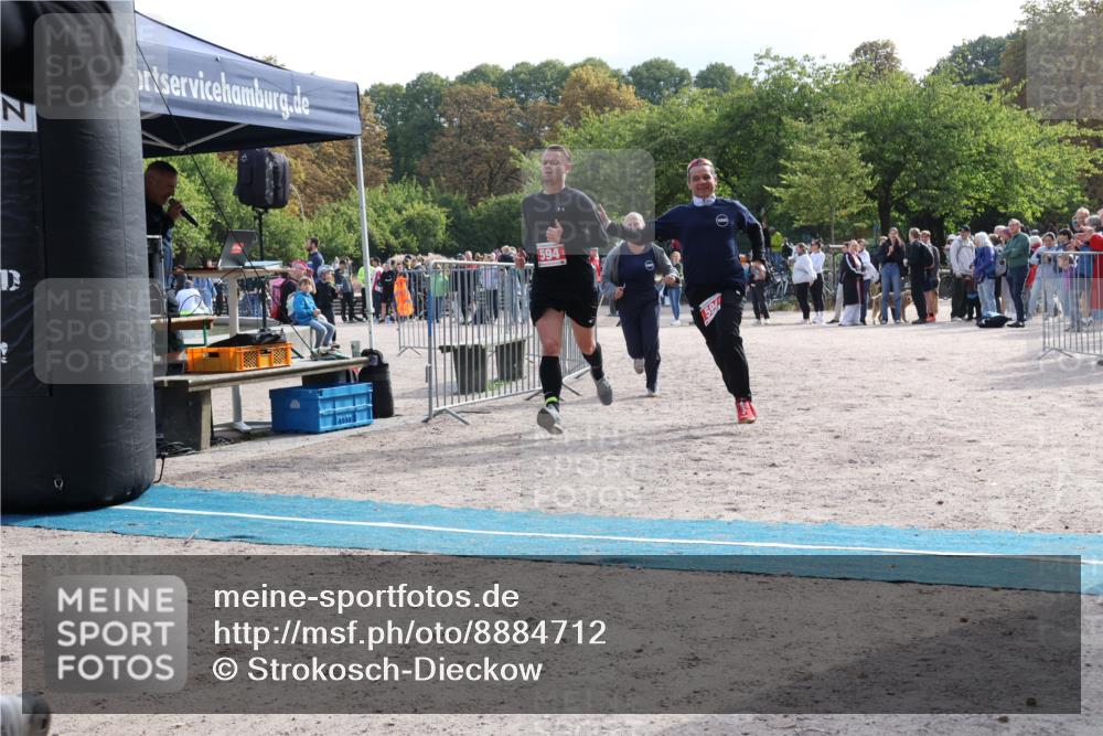 14.09.2025 - Stadtparktriathlon Strokosch-Dieckow http://msf.ph/oto/8884712 14.09.2025 10:52:11 Ziel 576, 594 meine-sportfotos.de