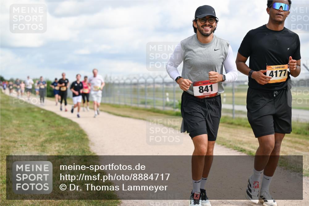 14.09.2025 - Airport Race Dr. Thomas Lammeyer http://msf.ph/oto/8884717 14.09.2025 12:39:51 Laufen 841, 4177 meine-sportfotos.de