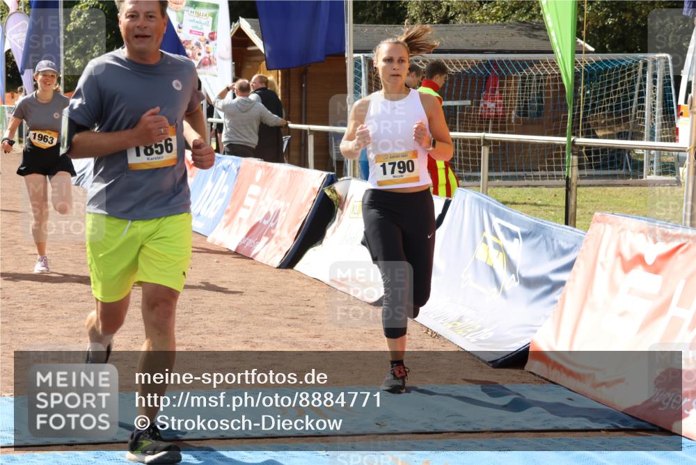 14.09.2025 - Airport Race Strokosch-Dieckow http://msf.ph/oto/8884771 14.09.2025 12:48:43 Ziel 142, 972, 1071, 1145, 1490, 1790, 1856, 1963, 4178, 4179 meine-sportfotos.de