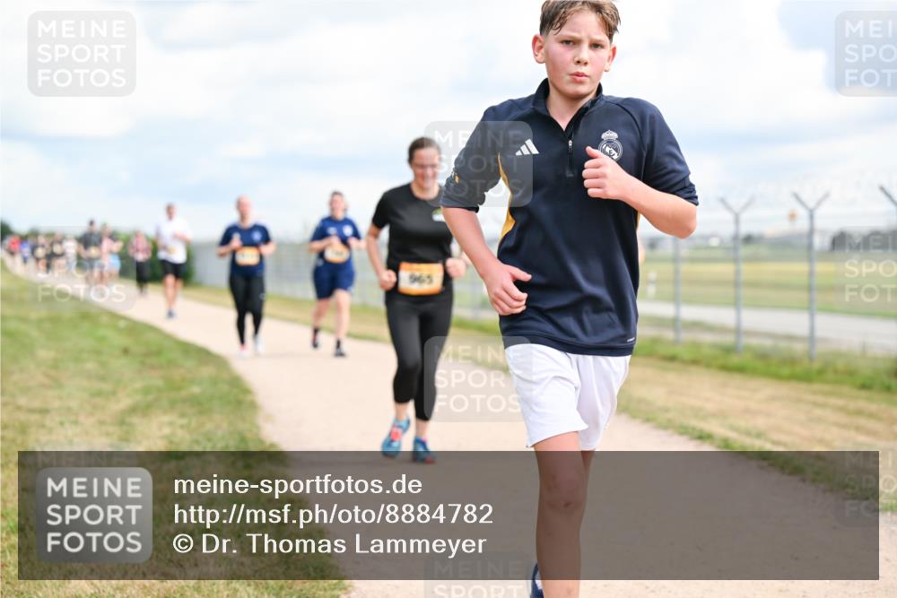 14.09.2025 - Airport Race Dr. Thomas Lammeyer http://msf.ph/oto/8884782 14.09.2025 12:39:59 Laufen  meine-sportfotos.de