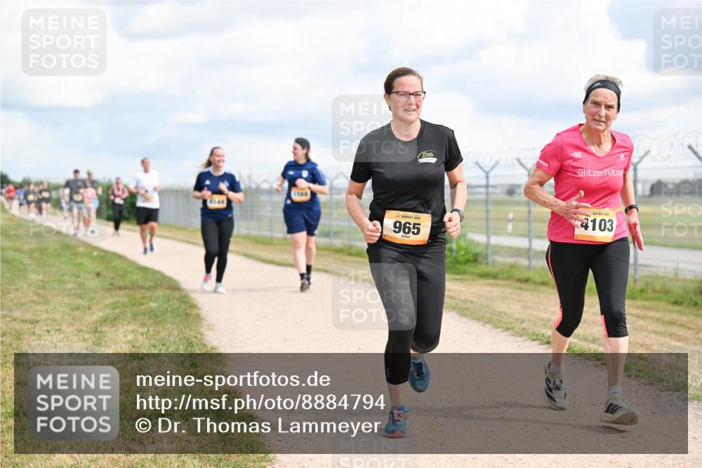 14.09.2025 - Airport Race Dr. Thomas Lammeyer http://msf.ph/oto/8884794 14.09.2025 12:40:00 Laufen 1564, 965, 4103 meine-sportfotos.de
