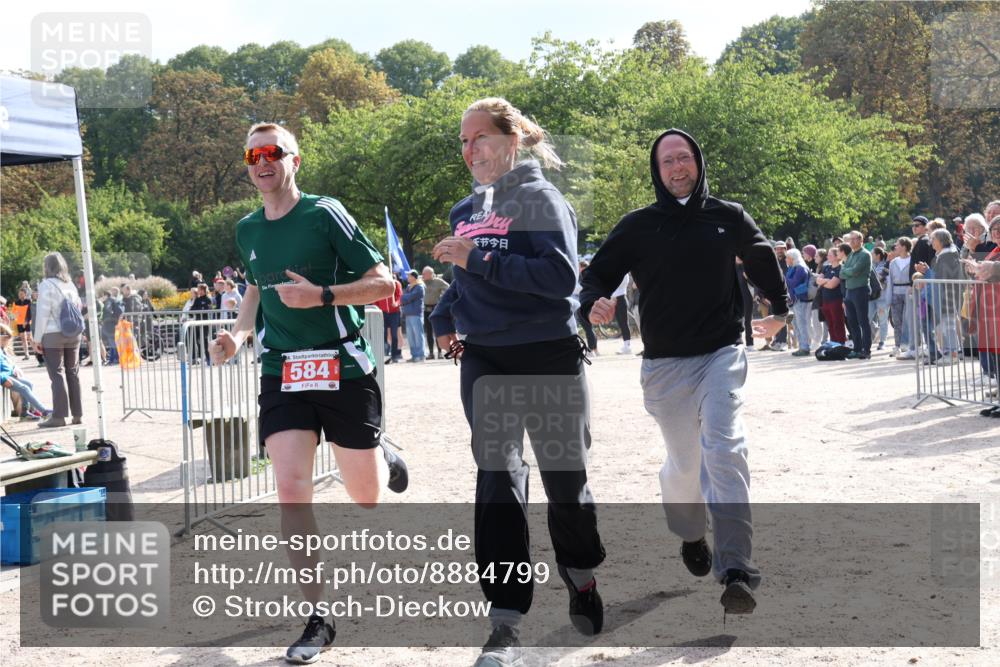 14.09.2025 - Stadtparktriathlon Strokosch-Dieckow http://msf.ph/oto/8884799 14.09.2025 10:55:11 Ziel 584 meine-sportfotos.de
