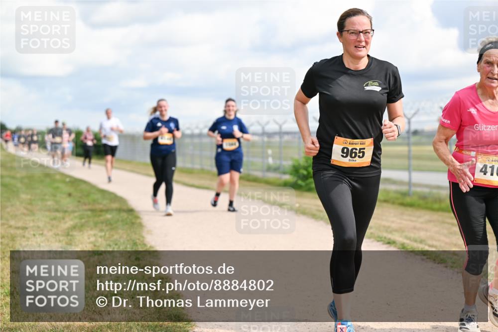 14.09.2025 - Airport Race Dr. Thomas Lammeyer http://msf.ph/oto/8884802 14.09.2025 12:40:01 Laufen 965, 410 meine-sportfotos.de