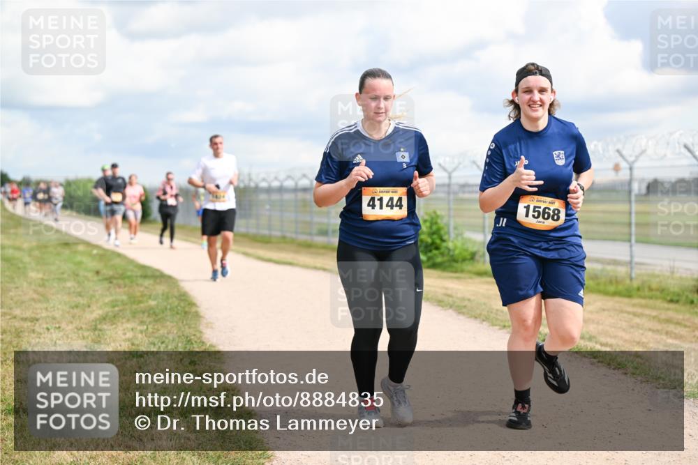 14.09.2025 - Airport Race Dr. Thomas Lammeyer http://msf.ph/oto/8884835 14.09.2025 12:40:04 Laufen 4144, 1568 meine-sportfotos.de