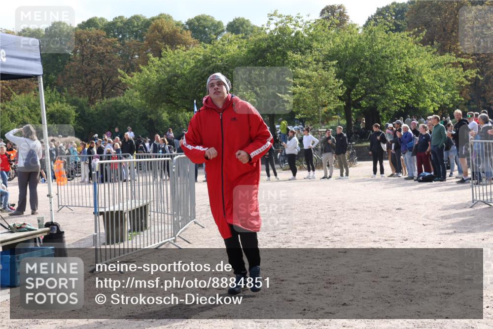 14.09.2025 - Stadtparktriathlon Strokosch-Dieckow http://msf.ph/oto/8884851 14.09.2025 10:55:46 Ziel 580 meine-sportfotos.de