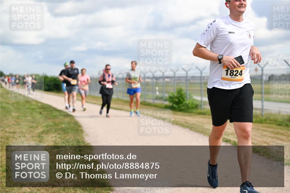 14.09.2025 - Airport Race Dr. Thomas Lammeyer http://msf.ph/oto/8884875 14.09.2025 12:40:09 Laufen 1824 meine-sportfotos.de