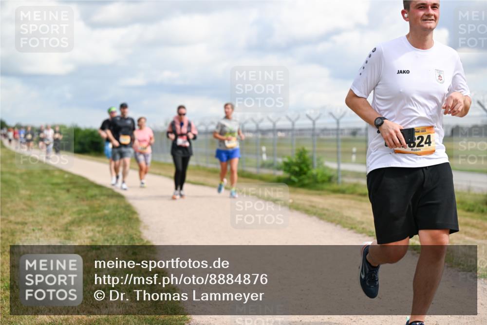 14.09.2025 - Airport Race Dr. Thomas Lammeyer http://msf.ph/oto/8884876 14.09.2025 12:40:09 Laufen 824 meine-sportfotos.de
