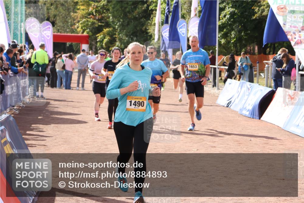 14.09.2025 - Airport Race Strokosch-Dieckow http://msf.ph/oto/8884893 14.09.2025 12:48:50 Ziel 142, 835, 1071, 1145, 1490, 1653, 1847, 1848, 2097, 4158, 4159 meine-sportfotos.de