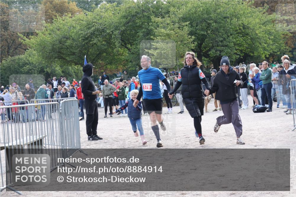 14.09.2025 - Stadtparktriathlon Strokosch-Dieckow http://msf.ph/oto/8884914 14.09.2025 10:57:36 Ziel 524, 541, 578, 611 meine-sportfotos.de
